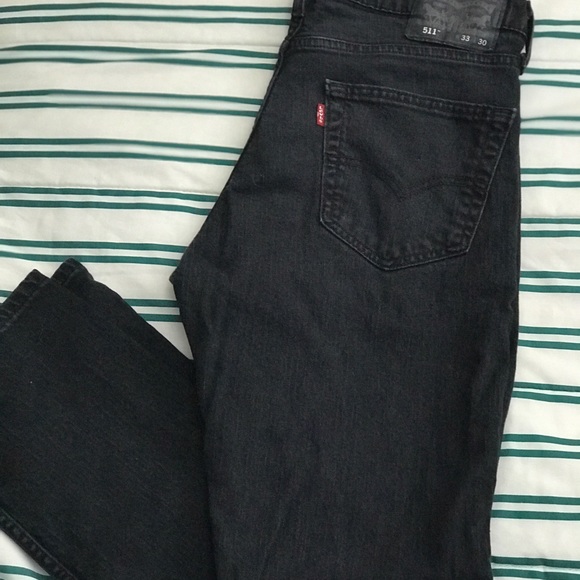 Levi’s - Picture 2 of 3